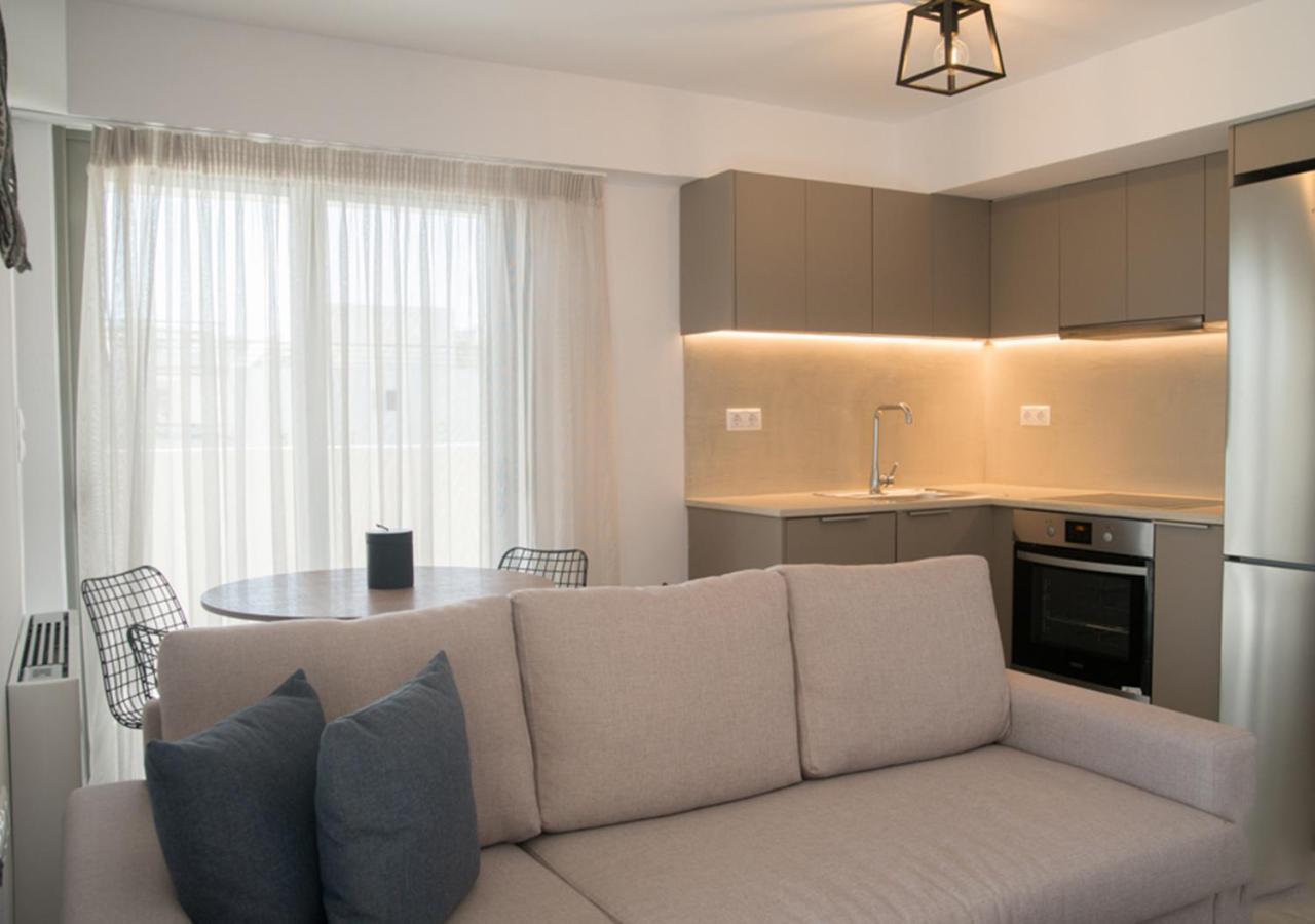 Apartamento Sia Mare Kalivia Thorikou Exterior foto